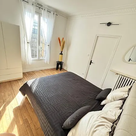 Superbe 2 Pieces Goujon Appartement